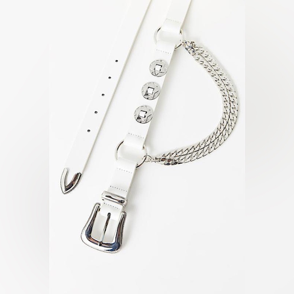 URBAN OUTFITTERS Western Belt